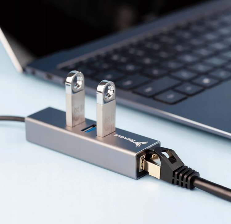 Reagle kabel sieciowy Cat 8 RJ45 – pozłacane wtyki, nylonowy oplot i trwała konstrukcja