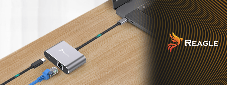 USB-C-zu-LAN RJ45 Reagle Adapter – angeschlossen an Laptop