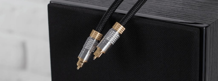 Baner promujący kabel optyczny Toslink Reagle RAO100P – idealny do kina domowego i sprzętu Hi-Fi