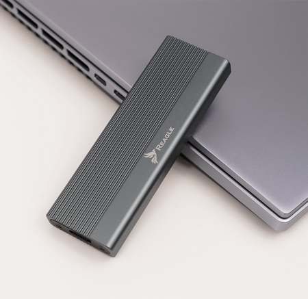 Obudowa na dysk SSD NVME PCIe M.2 USB-C 3.2 GEN2 Adapter Kieszeń M2 Reagle