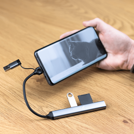 Reagle HUB USB-C USB-A 2w1 na 3x porty USB Czytnik SD TF